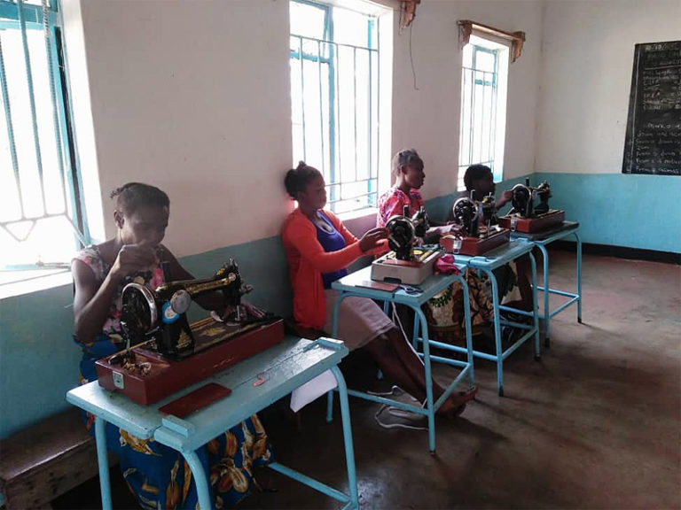 Nähschule in St. Kalemba​, SAmbiA e.V.​