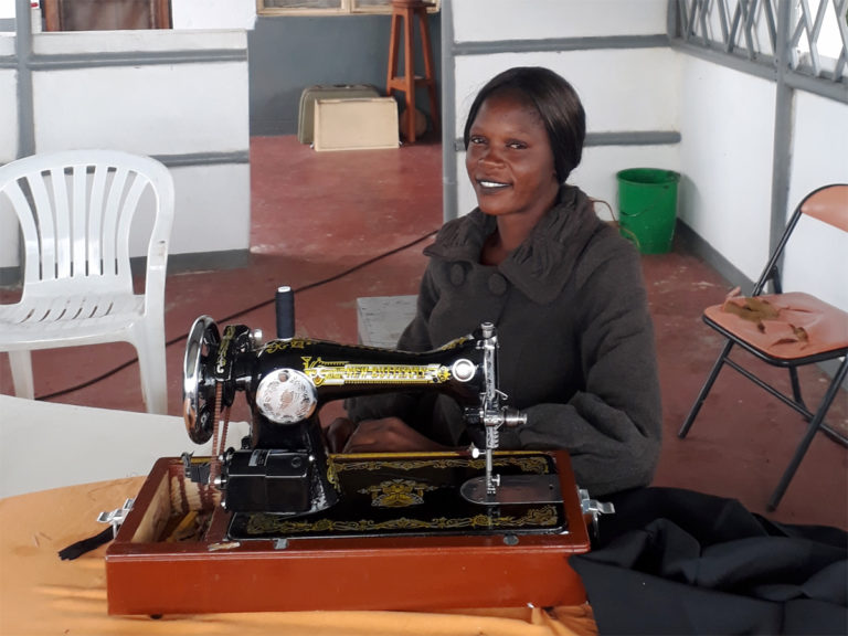 Nähschule in St. Kalemba​, SAmbiA e.V.​