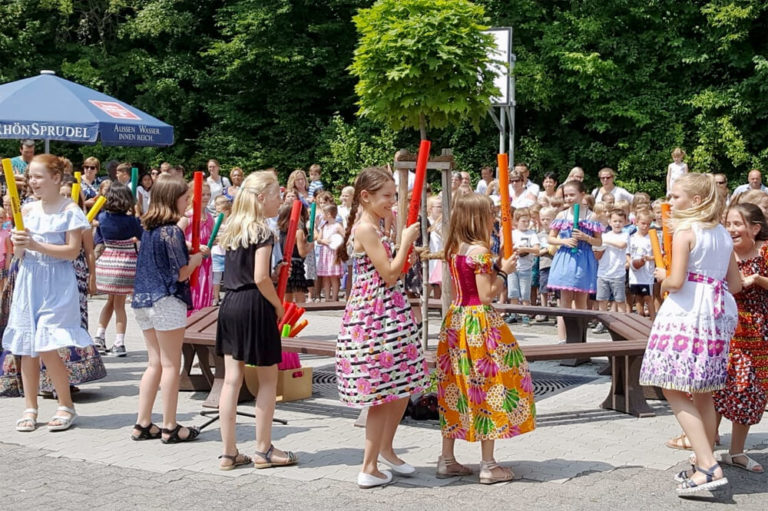 Astrid-Lindgren-Grundschule Helmstadt spendet für Sambia