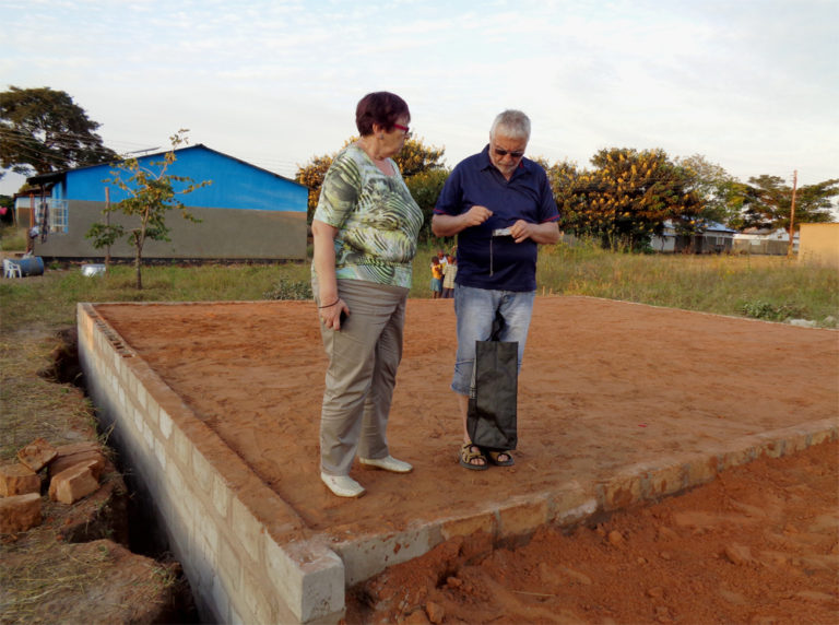 Bau der primary school in St. Kalemba, Sambia 2015