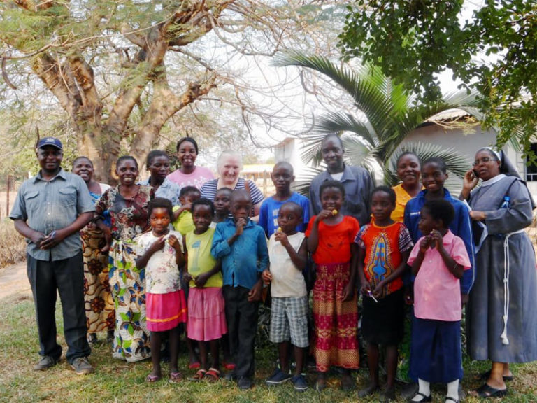 Hilfe für AIDS-Kinder in St. Kalemba, Sambia 2017