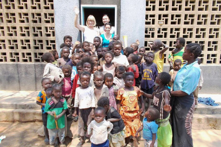 Kinder in St. Kalemba, Sambia 2013
