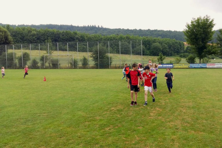 Spendenlauf der Mandelberg-Grundschule Dertingen