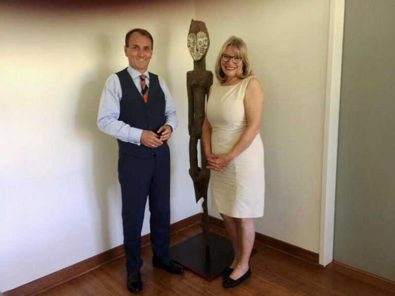 Termin in der Deutschen Botschaft in Lusaka, Sambia 2019