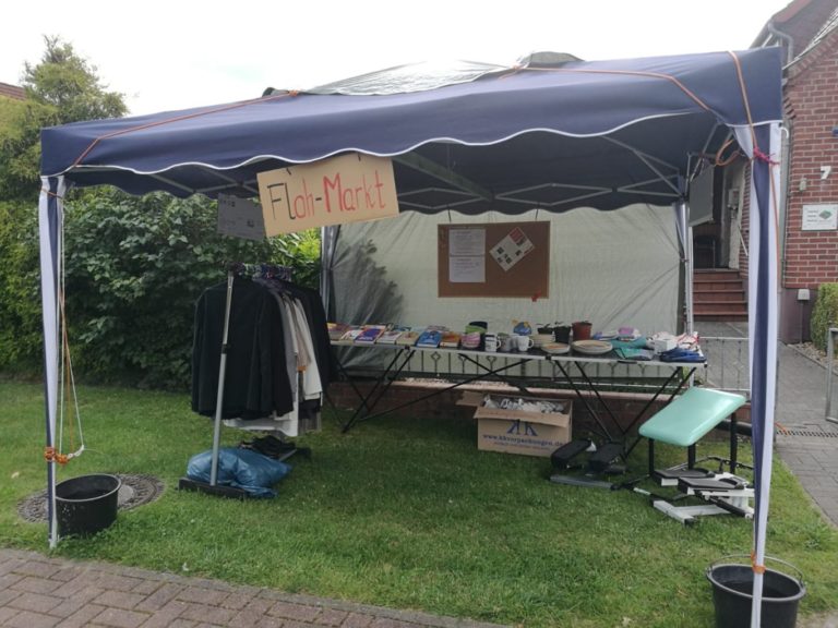 Mehr über den Artikel erfahren Dauer-Flohmarkt für Kinder in Sambia – eine Idee, die hilft!
