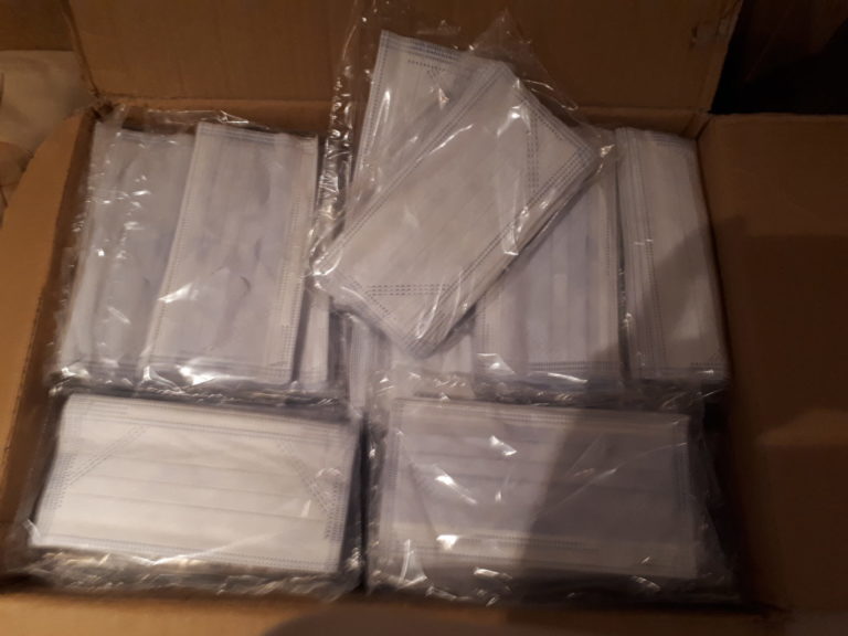 Masken im Paket