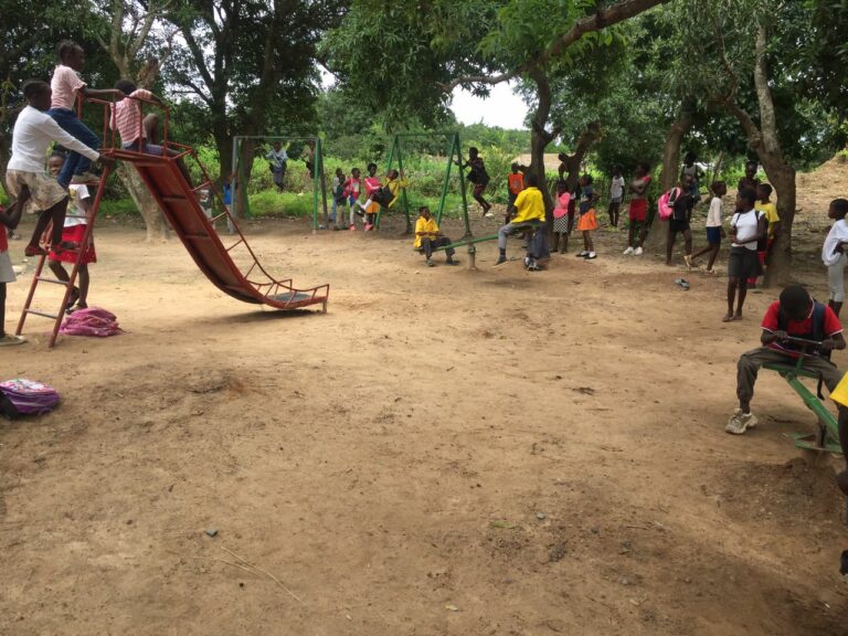 Spielplatz Luanshya 4