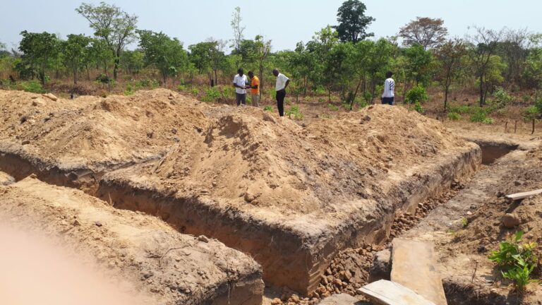 Kalivingi Schoolcenter Fundament
