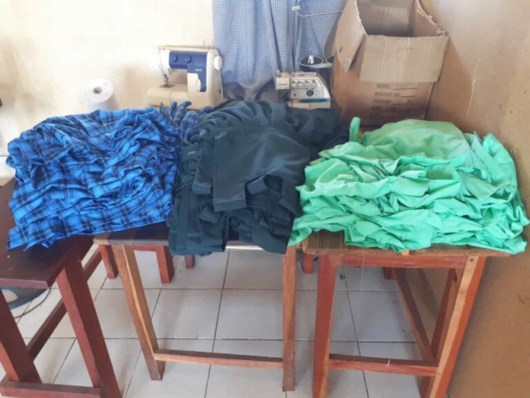 Schuluniformen