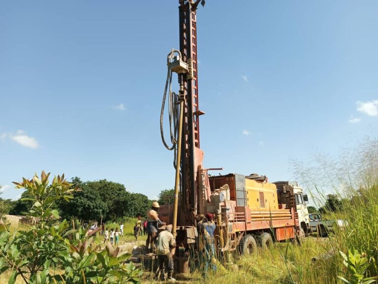 Brunnen Sachs Luanshya 1
