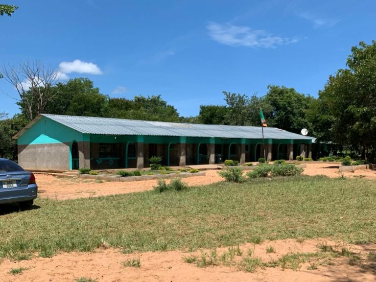 Loloma School