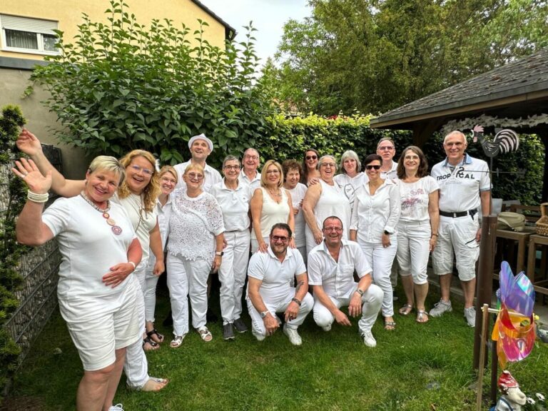 Mehr über den Artikel erfahren White Party für Sambia