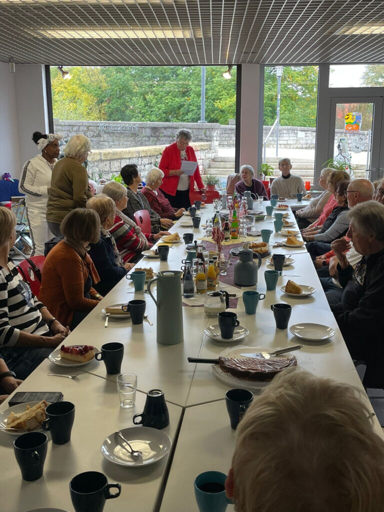 Kuchen zu Beginn.