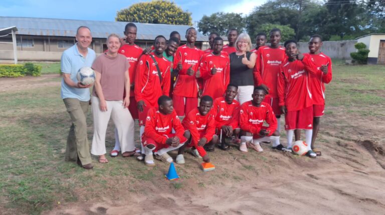 Die St Kalemba Fußball- ...