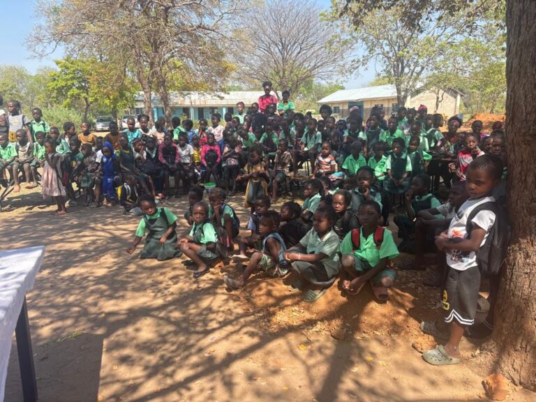 Kinder der Milemba Primary School